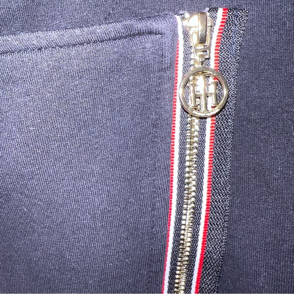 Tommy Hilfiger Navy Zip Front Jacket Gold Logo Details Size L - Picture 7 of 8